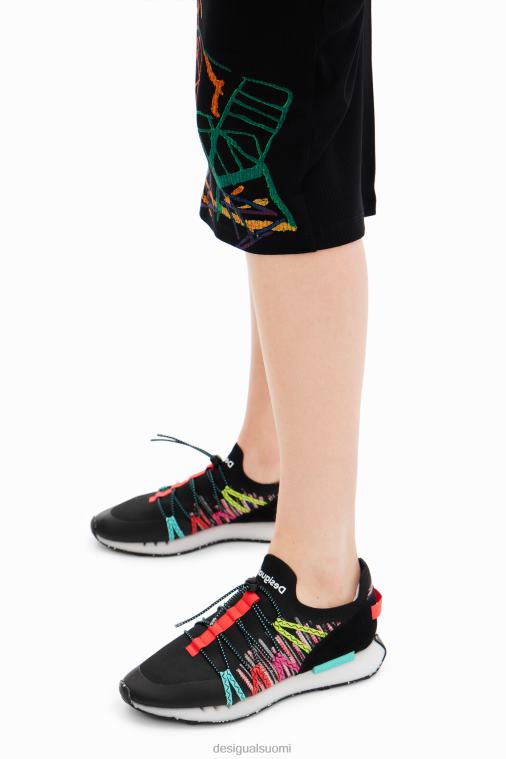 vaellus lenkkeilylenkkarit Desigual naiset F4V04988 jalkineet