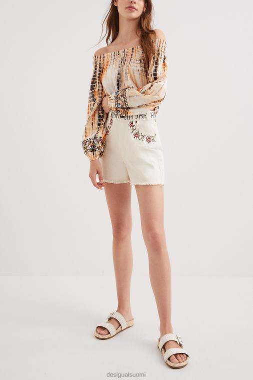 rakastan shortsit Desigual naiset F4V041032 vaatetus