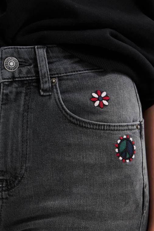 brodeeratut kapeat push-up farkut Desigual naiset F4V04551 vaatetus