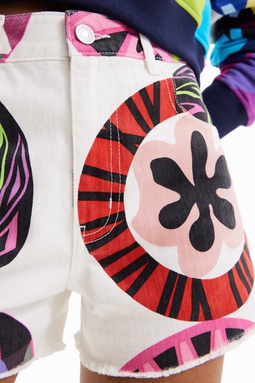 m. Christian Lacroix farkkushortsit Desigual naiset F4V04896 vaatetus