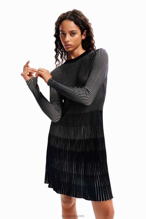 lyhyt resorimekko Desigual naiset F4V04188 vaatetus