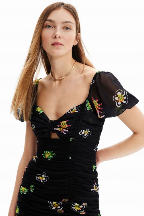 lyhyt rypytetty solmumekko Desigual naiset F4V04428 vaatetus