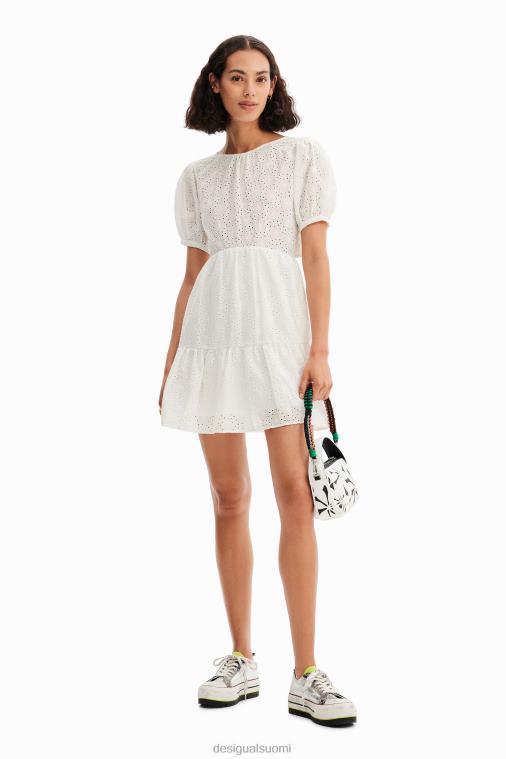 lyhyt sveitsiläinen brodeerattu mekko Desigual naiset F4V04548 vaatetus