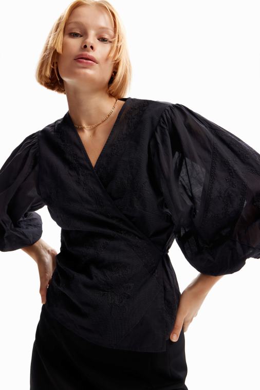 brodeerattu käärepusero Desigual naiset F4V04179 vaatetus