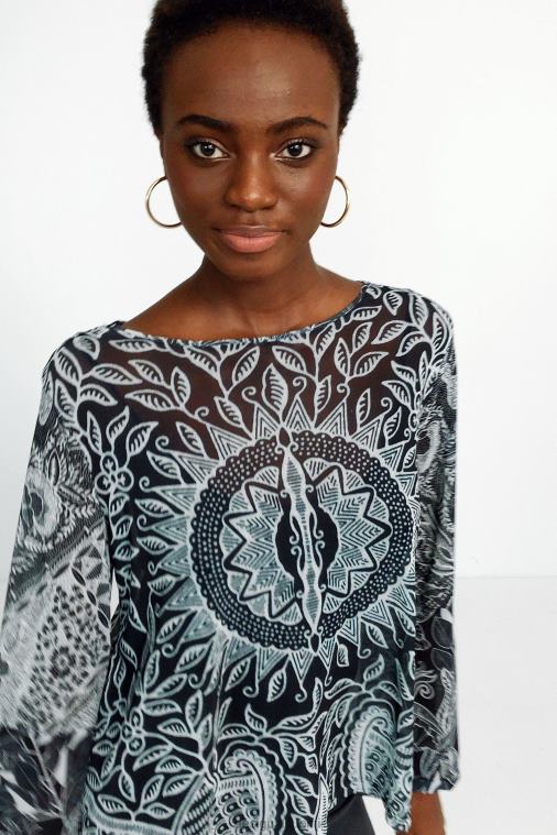 röyhkeä mandala t-paita Desigual naiset F4V041097 vaatetus